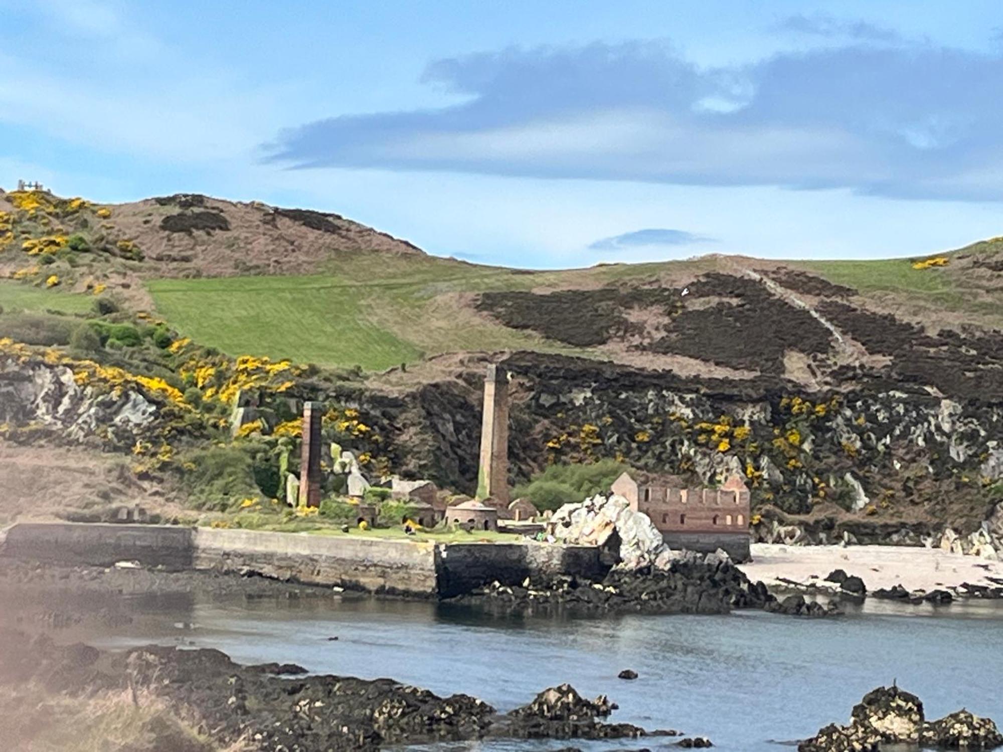 Castellor Bed & Breakfast Baie de Cemaes Extérieur photo